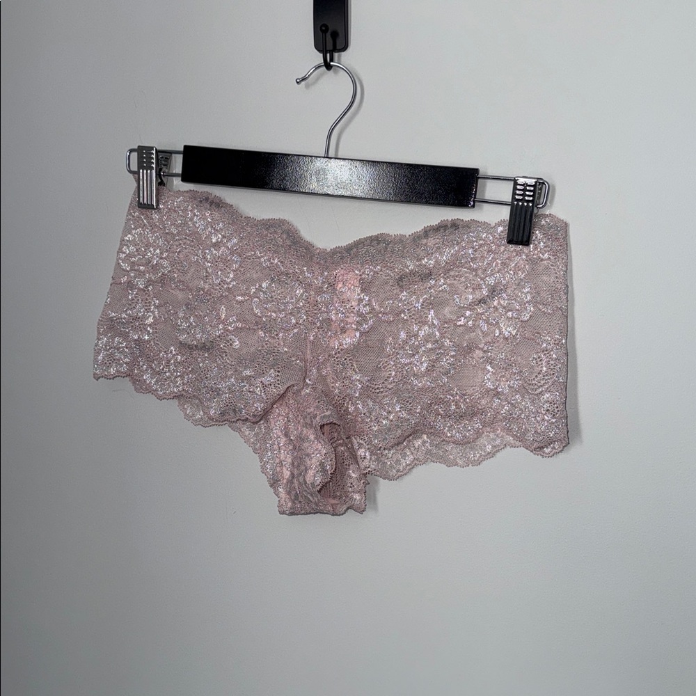 {vs} shortie - Picture 3 of 5